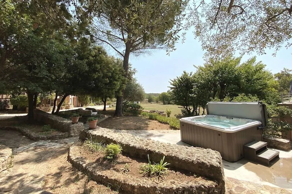 Authentic Luxury Suite With Collective Pool And Jacuzzi Lorgues 0*,